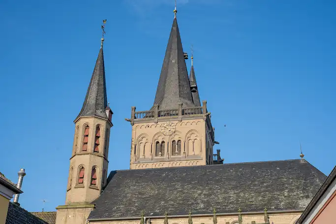 Das Foto zeigt den St. Viktor Dom in Xanten