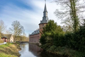 Schloss Wissen - Gietmann Immobilien hilft beim Hausverkauf in Weeze