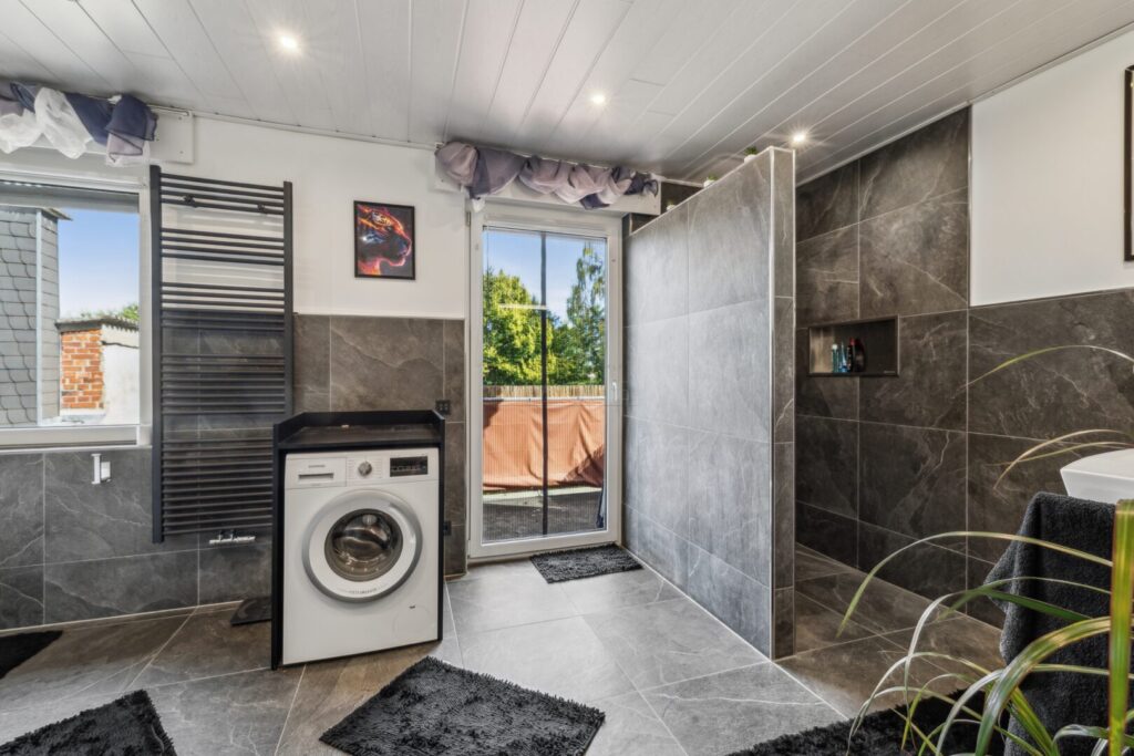 Badezimmer 2